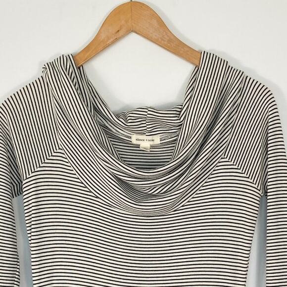 Silence + Noise Urban Outfitters Navy Striped Knit Off-shoulder Dress NWOT - Picture 2 of 9